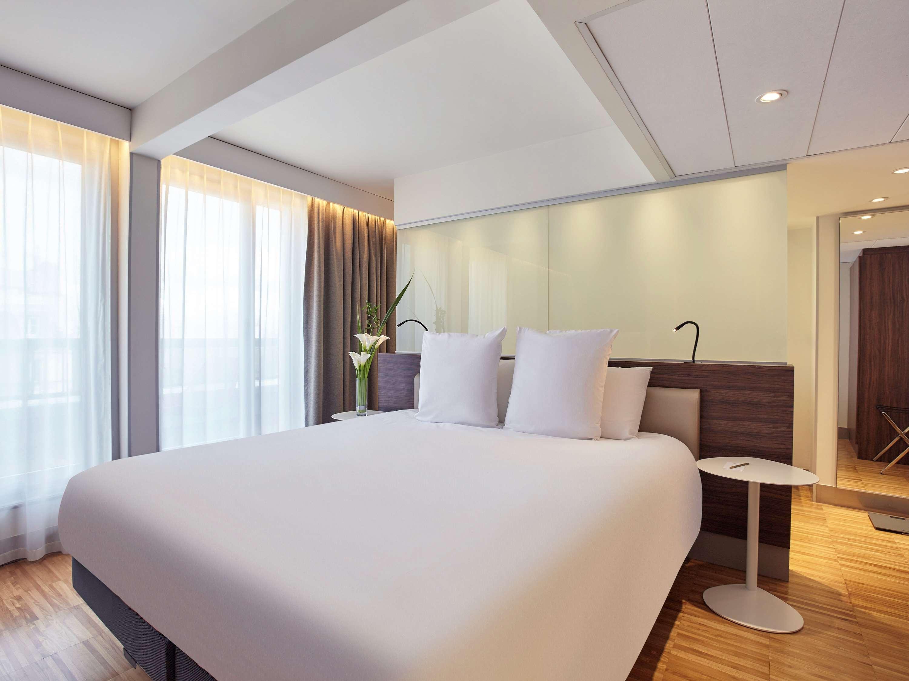 Mercure Paris Arc De Triomphe Etoile Esterno foto